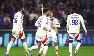 英媒：里昂被法甲强行降级，英超球队趁机“抄底”