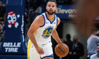 两场比赛10失误！下半场仅6分库里进入疲劳期？