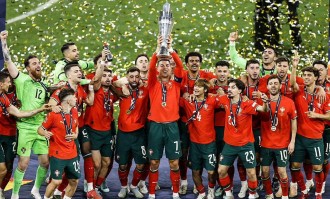 随着葡萄牙队夺冠，C罗又刷新5大纪录，还诞生了4位五冠王！