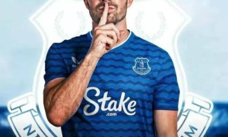 上树！多纳鲁马自宣离队，爆出与曼城达协议，蓝月防线已稳！