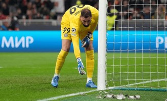 曼联放弃唐纳鲁马！大巴黎要价5000万，高薪买更衣室炸弹不合逻辑