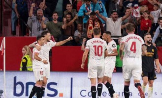 巴萨强势横扫塞维利亚，欧冠5冠王继续霸占西甲榜首