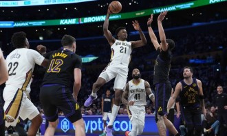 东契奇27+10+8詹姆斯21分 湖人胜鹈鹕